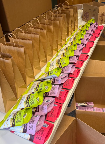 How to Write a Corporate Gift Message That Feels Genuine