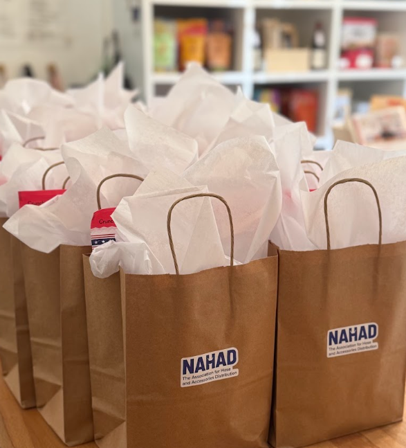 Why Quality Corporate Gifts Improve Employee Retention